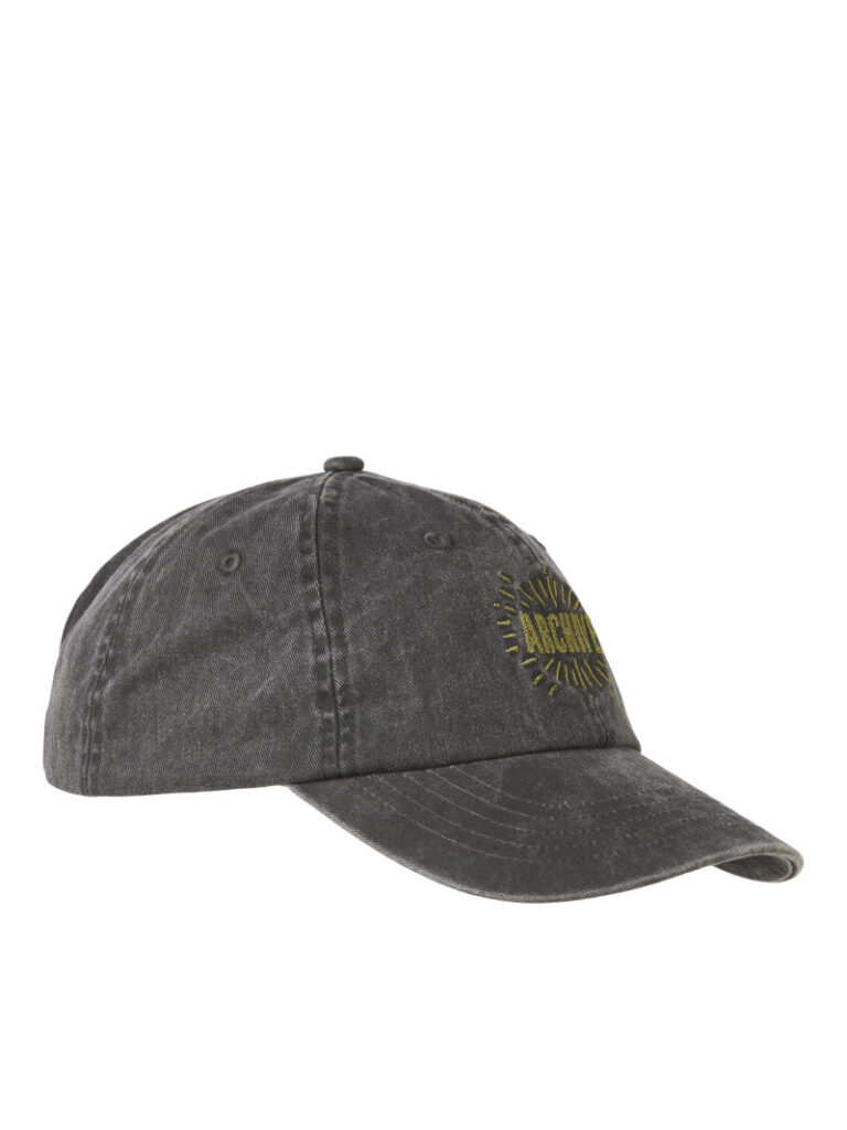 gorra-negra-gris-jackjones